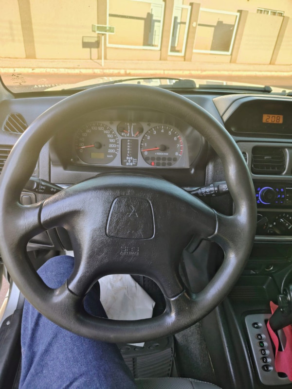 MITSUBISHI Pajero TR4 2.0 16V 4P 4X4 AUTOMÁTICO