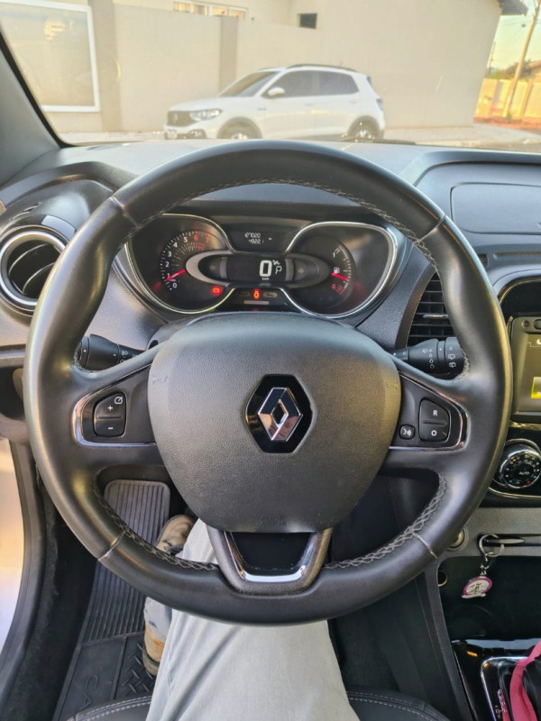 RENAULT Captur 2.0 16V 4P FLEX INTENSE AUTOMÁTICO