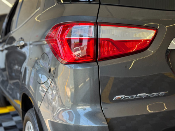 FORD Ecosport 1.5 12V 4P FLEX TI-VCT TITANIUM AUTOMÁTICO