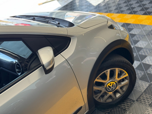 Cross UP 1.0 12V 4P TSI FLEX