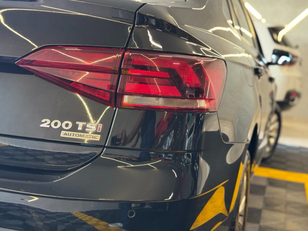 VOLKSWAGEN Virtus 1.0 4P 200 TSI FLEX COMFORTLINE AUTOMÁTICO