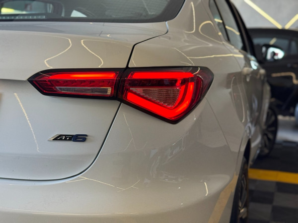 FIAT Cronos 1.8 4P FLEX DRIVE AUTOMÁTICO