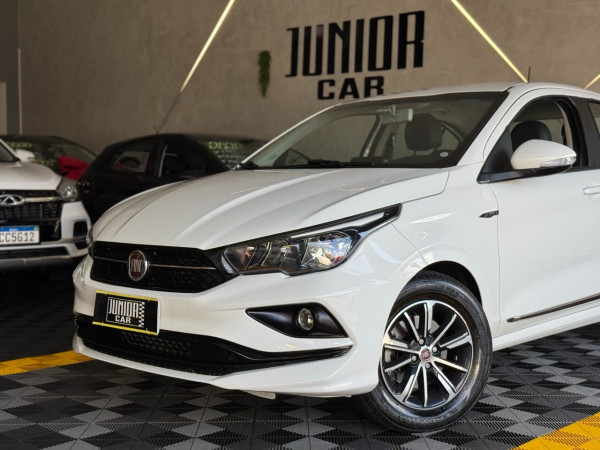 FIAT Cronos 1.8 4P FLEX DRIVE AUTOMÁTICO