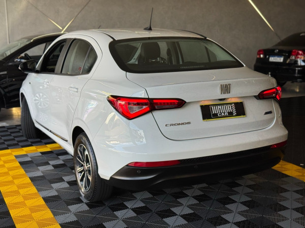 FIAT Cronos 1.8 4P FLEX DRIVE AUTOMÁTICO