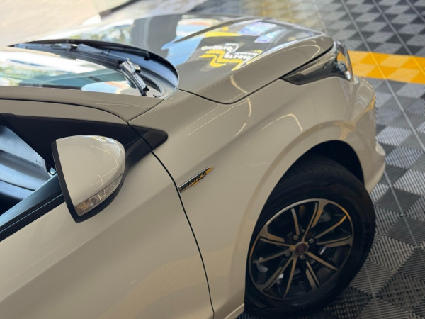 FIAT Cronos 1.8 4P FLEX DRIVE AUTOMÁTICO