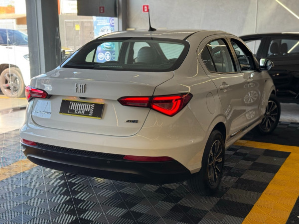 FIAT Cronos 1.8 4P FLEX DRIVE AUTOMÁTICO