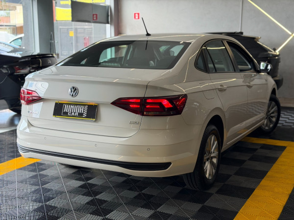 VOLKSWAGEN Virtus 1.6 4P MSI FLEX