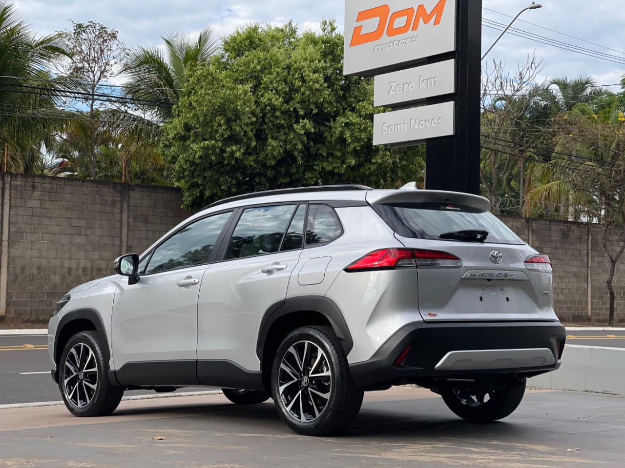 TOYOTA Corolla Cross 2.0 16V 4P FLEX VVT-IE XRE DIRECT SHIFT AUTOMÁTICO CVT