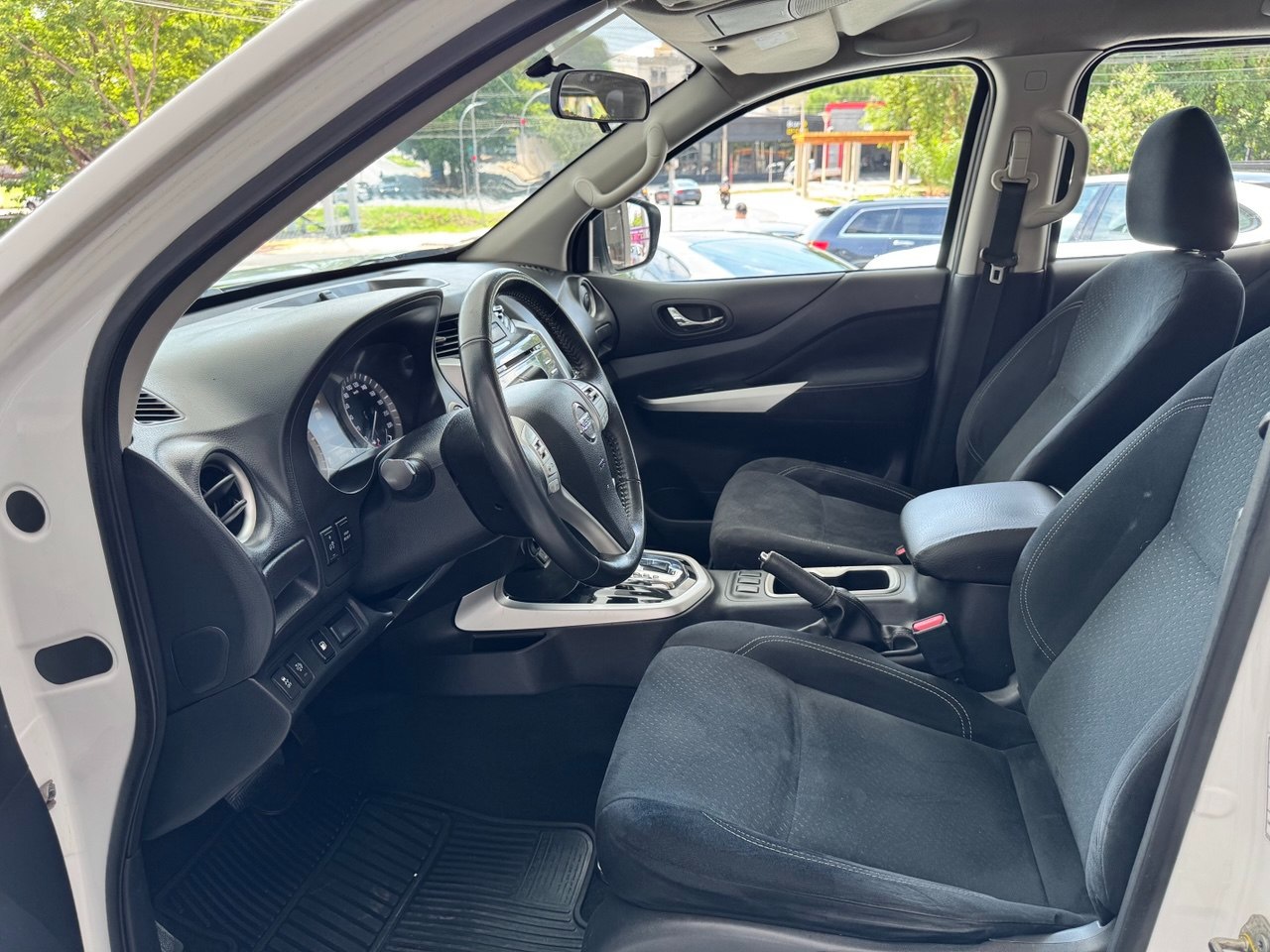 Frontier 2.3 16V SE 4X4 CABINE DUPLA BI-TURBO DIESEL AUTOMÁTICO
