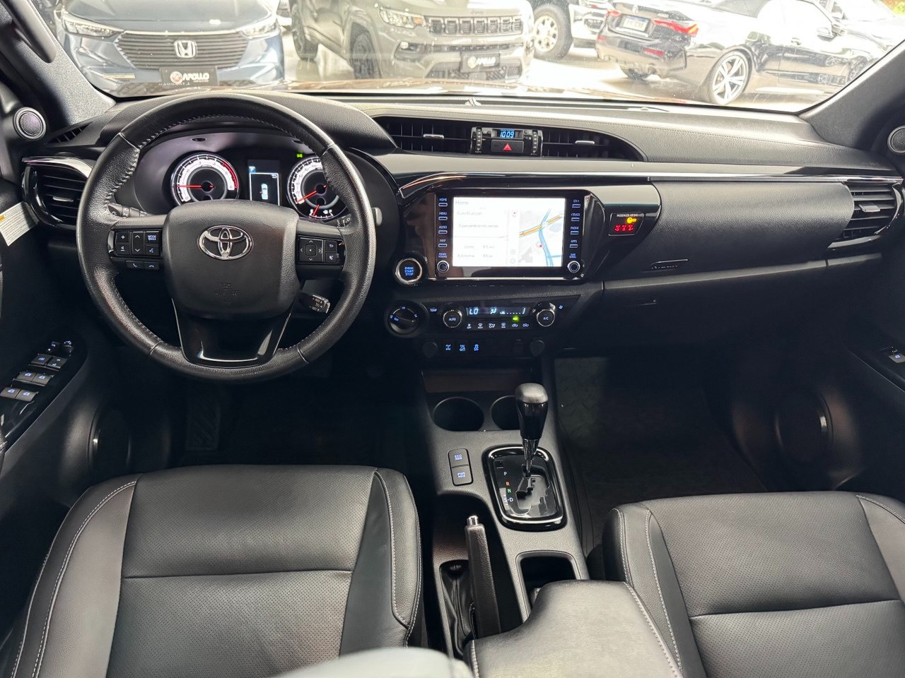 TOYOTA Hilux Caminhonete 2.8 16V SRX 4X4 TURBO DIESEL CABINE DUPLA AUTOMÁTICO