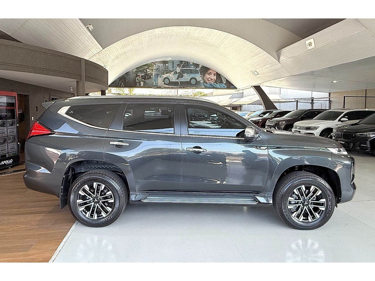 Pajero Sport 2.4 16V 4P HPE-S AWD TURBO DIESEL AUTOMÁTICO
