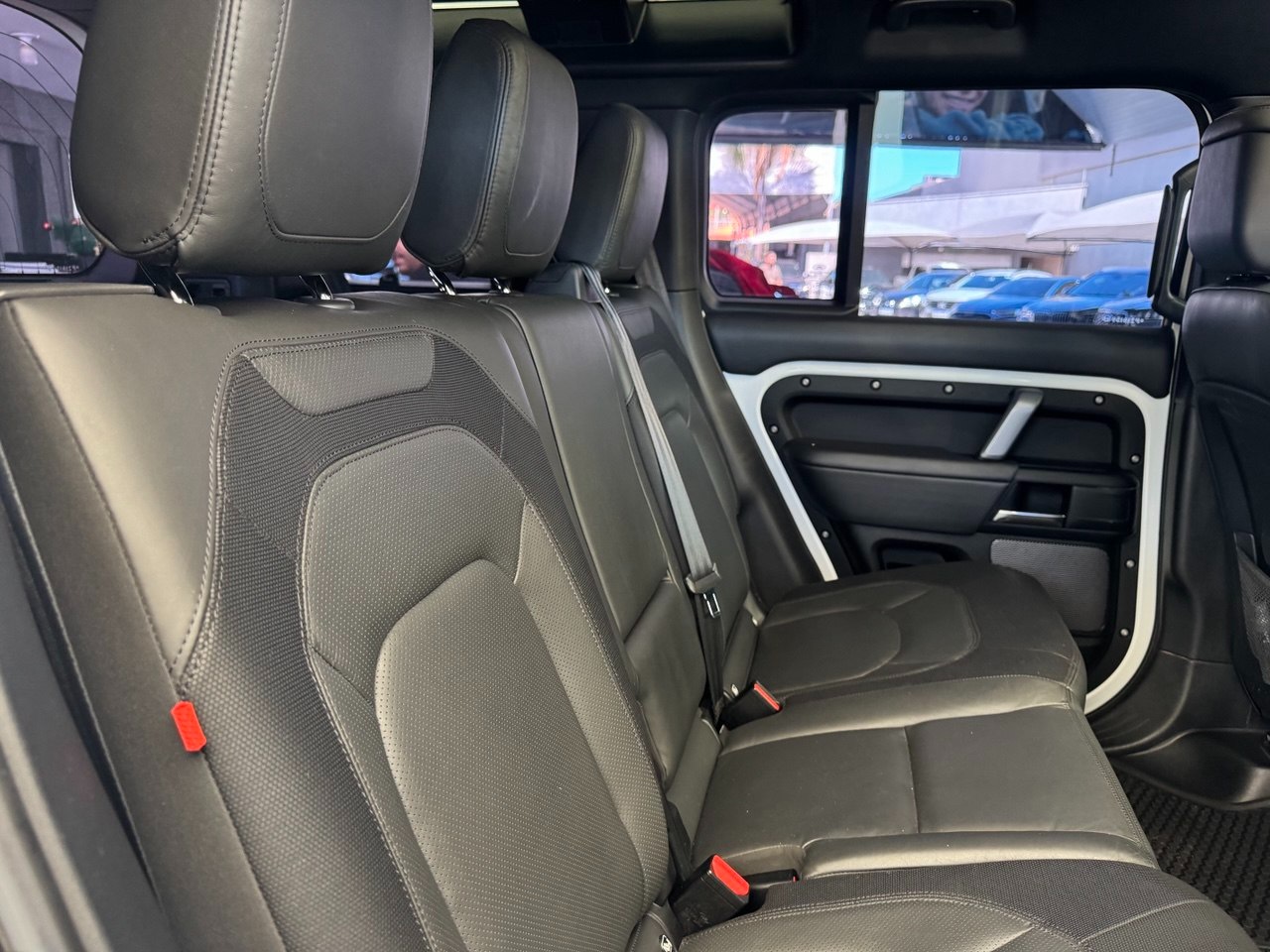 LAND ROVER Defender 110 3.0 24V 4P D300 TURBO DIESEL MHEV X-DYNAMIC S AWD AUTOMÁTICO