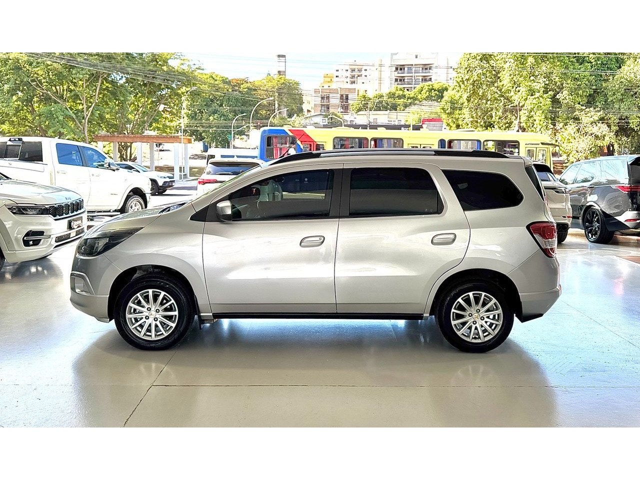 Spin 1.8 4P FLEX LT AUTOMÁTICO