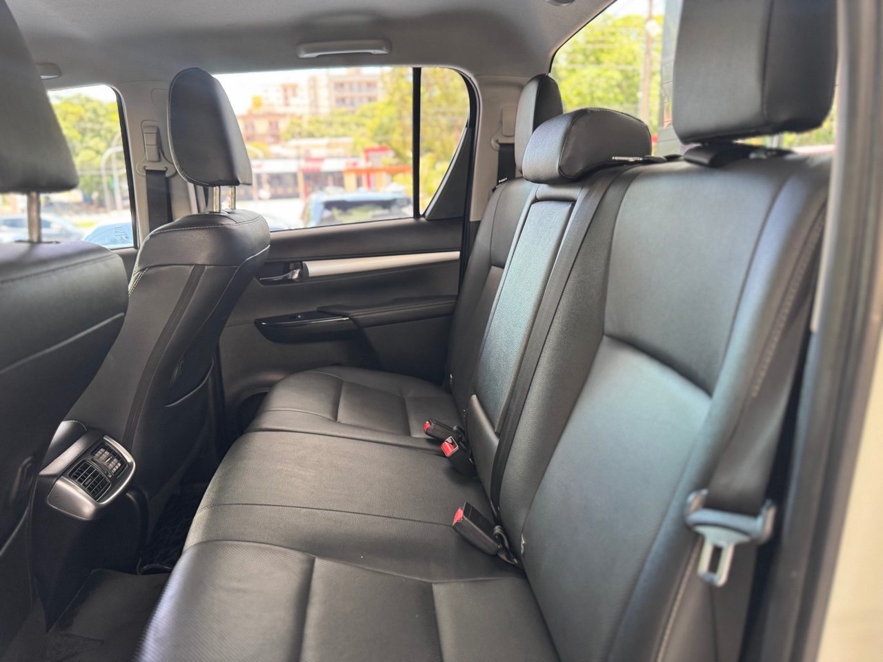 TOYOTA Hilux Caminhonete 2.8 16V 4P SRX DIESEL CABINE DUPLA