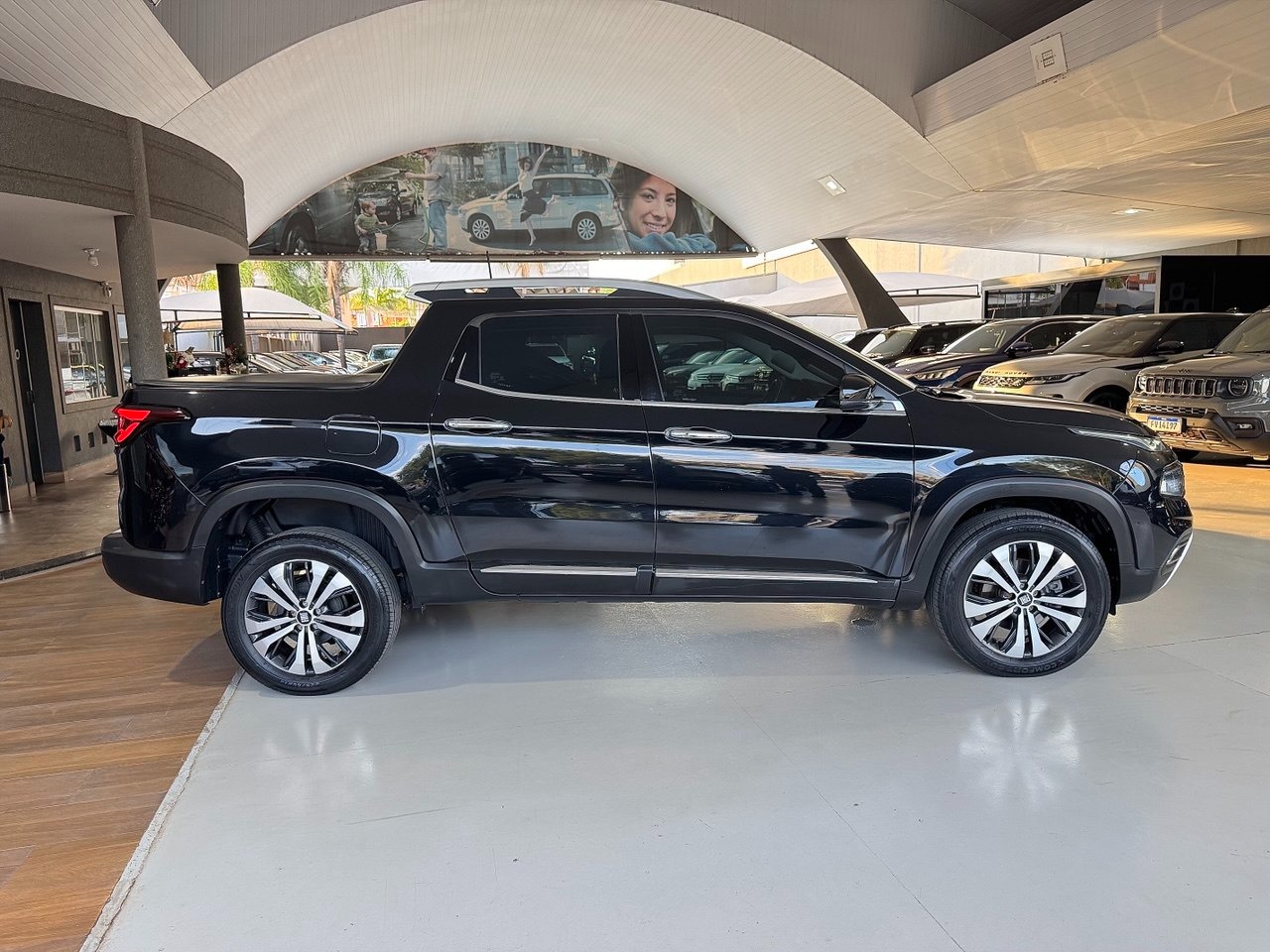 FIAT Toro 1.3 16V 4P FLEX 270 TURBO VOLCANO AUTOMÁTICO