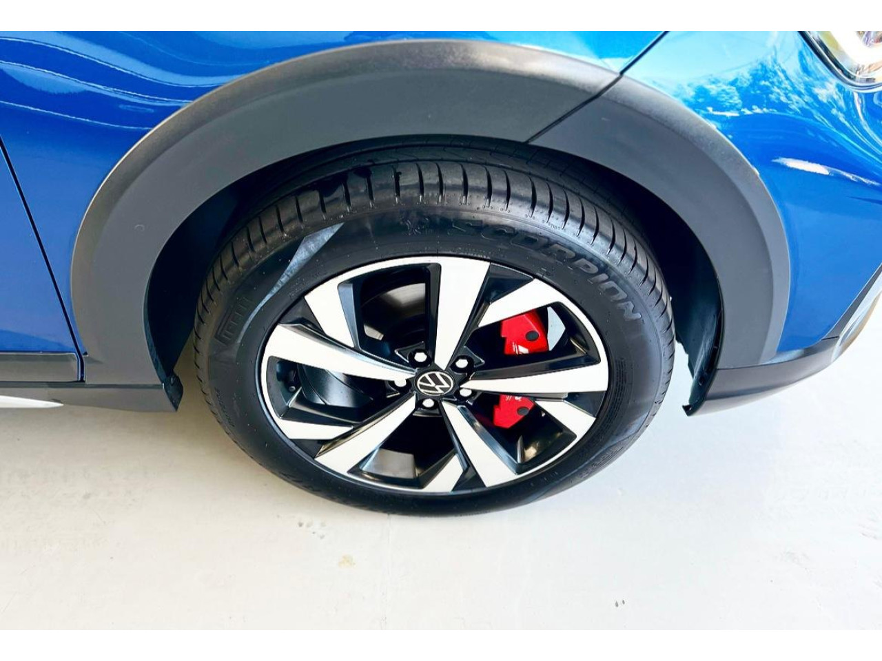 Nivus 1.0 4P FLEX 200 TSI HIGHLINE TURBO AUTOMÁTICO