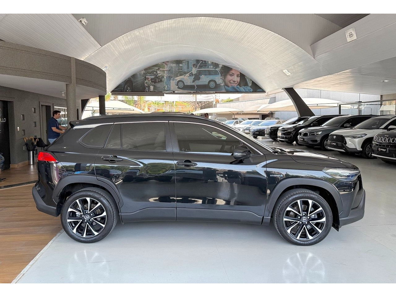 TOYOTA Corolla Cross 1.8 16V 4P FLEX VVT-I HYBRID XRX AUTOMÁTICO CVT