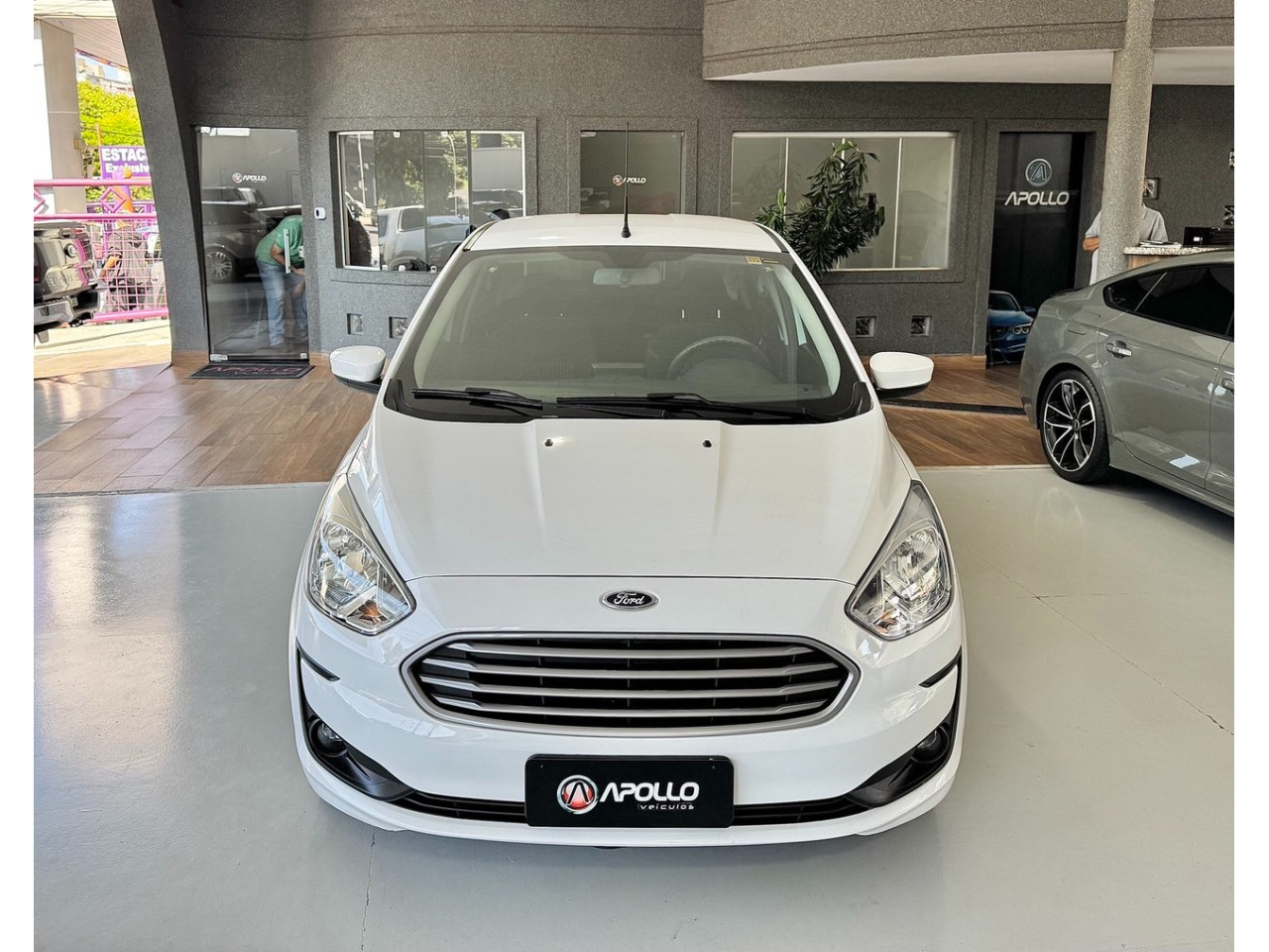 Ka + Sedan 1.5 12V 4P TI-VCT SE FLEX