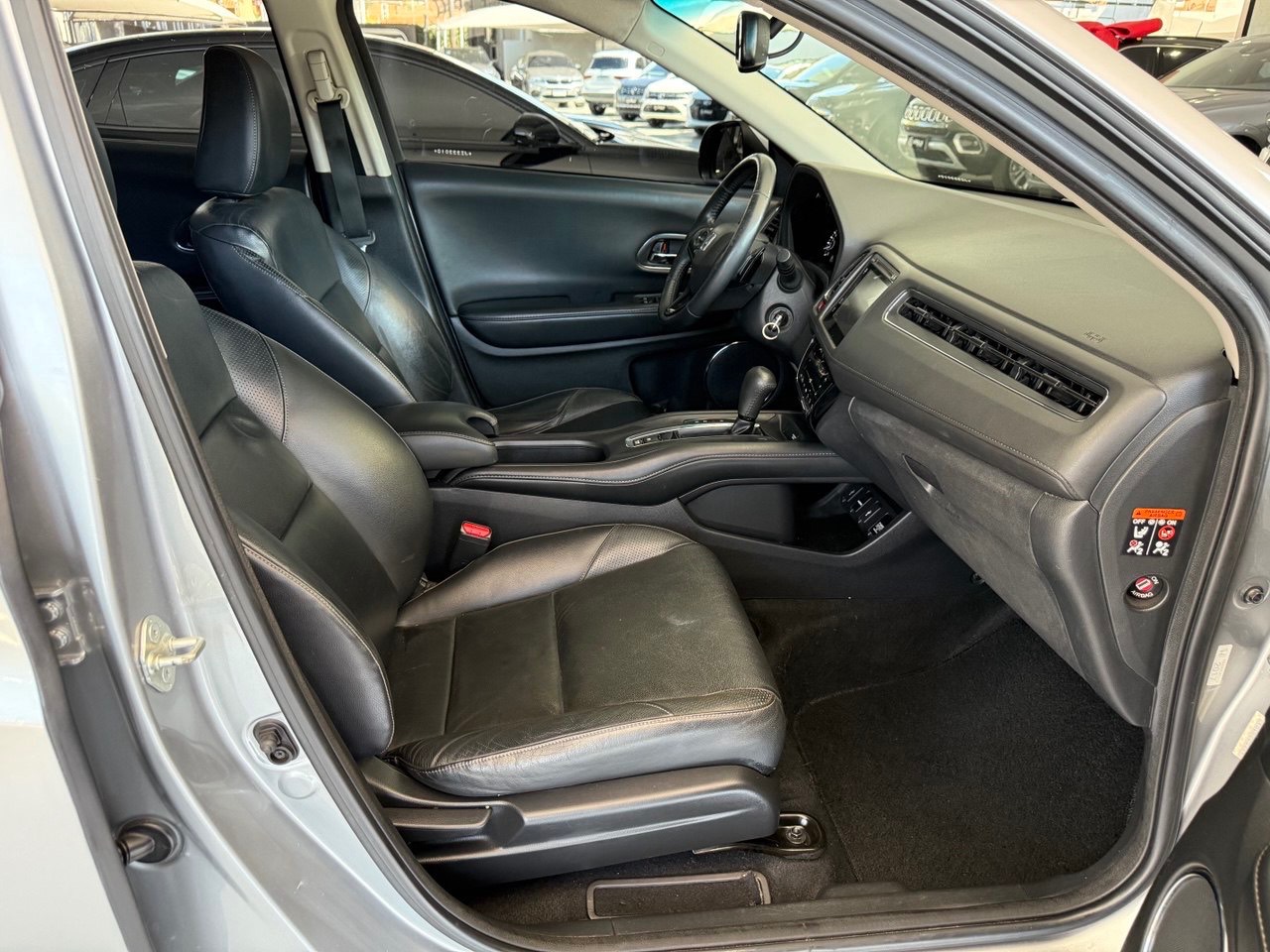 HR-V 1.8 16V 4P TOURING FLEX AUTOMÁTICO CVT