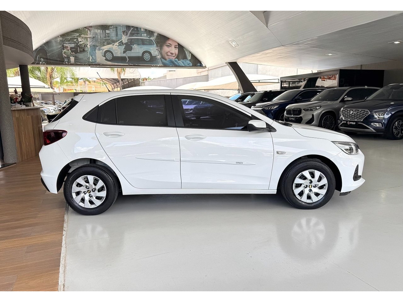 CHEVROLET Onix Hatch 1.0 12V 4P FLEX