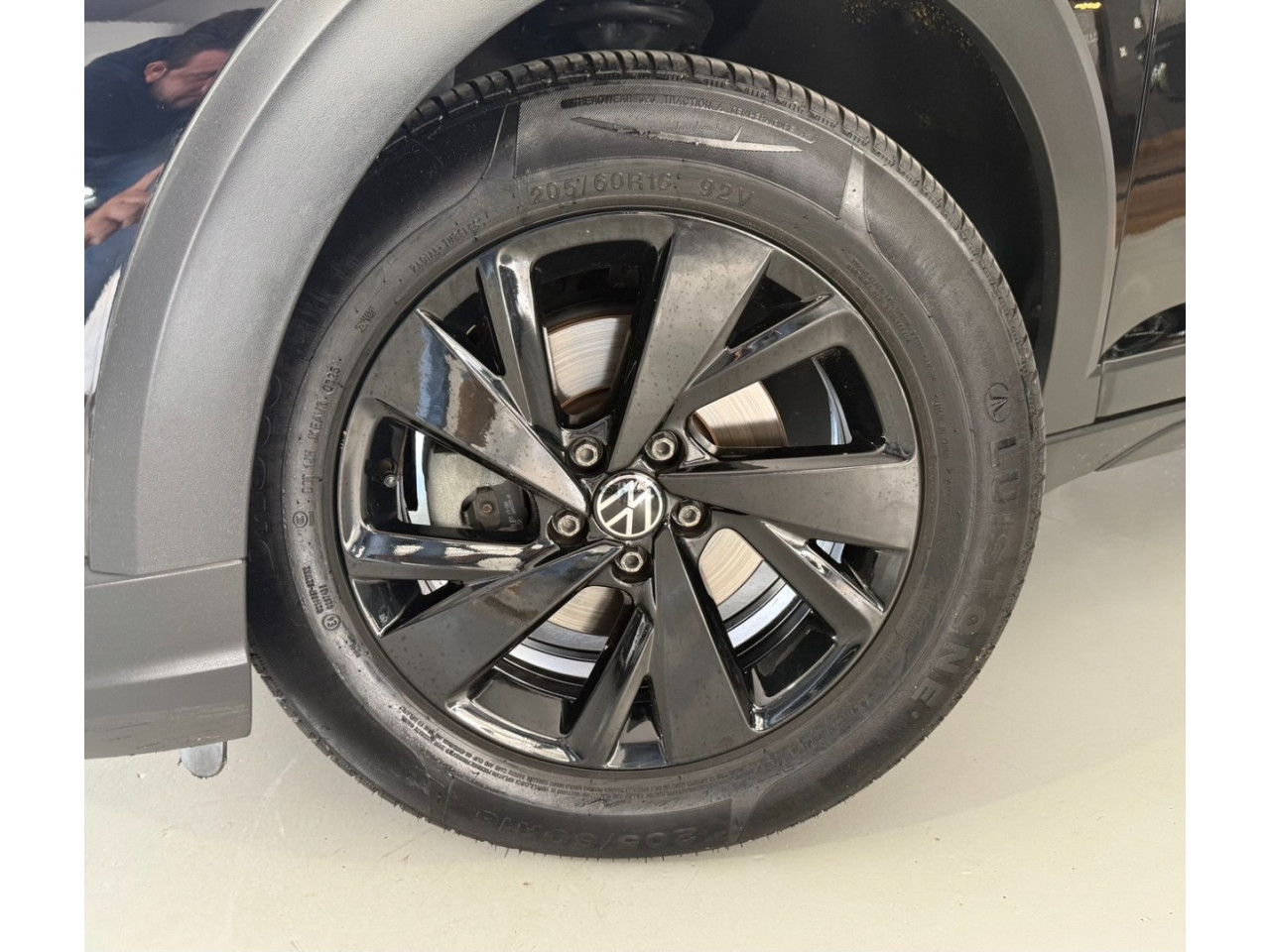 VOLKSWAGEN Nivus 1.0 4P FLEX 200 TSI COMFORTLINE TURBO AUTOMÁTICO