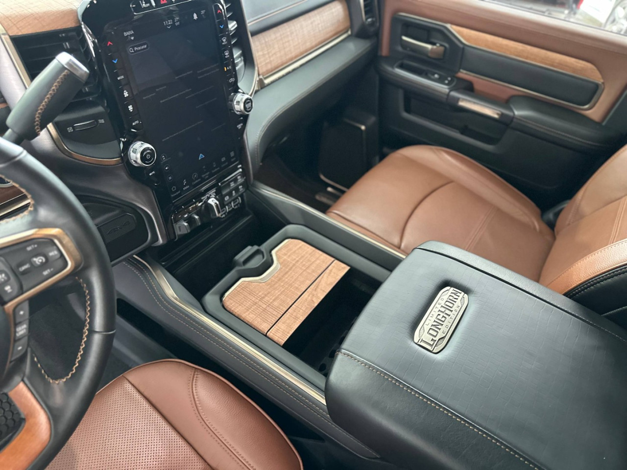 RAM 3500 6.7 I6 LIMITED LONG HORN CABINE DUPLA 4X4 TURBO DIESEL AUTOMÁTICO