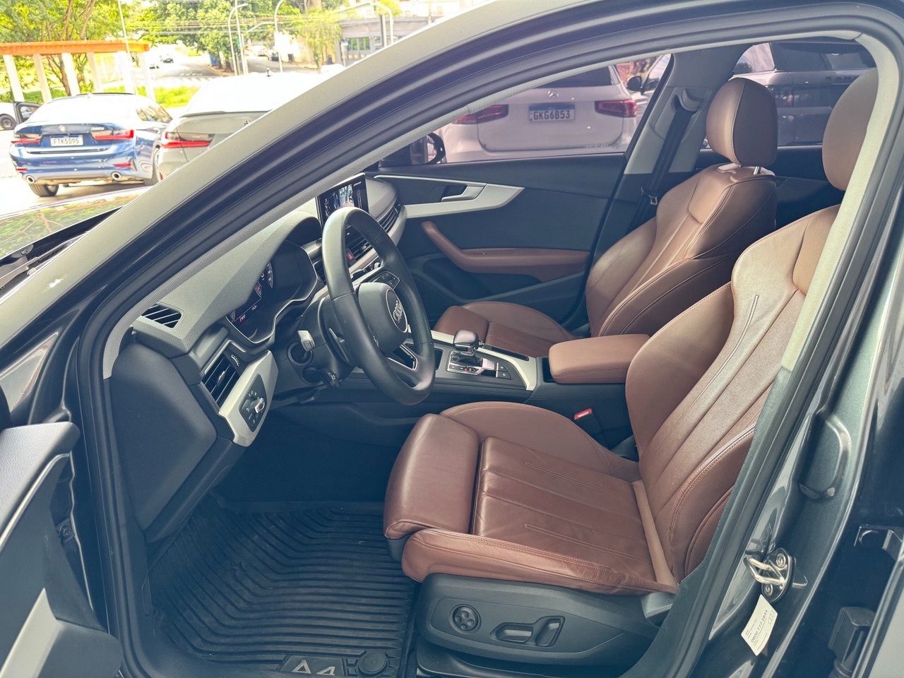 AUDI A4 2.0 16V 4P TFSI PRESTIGE PLUS S-TRONIC AUTOMÁTICO