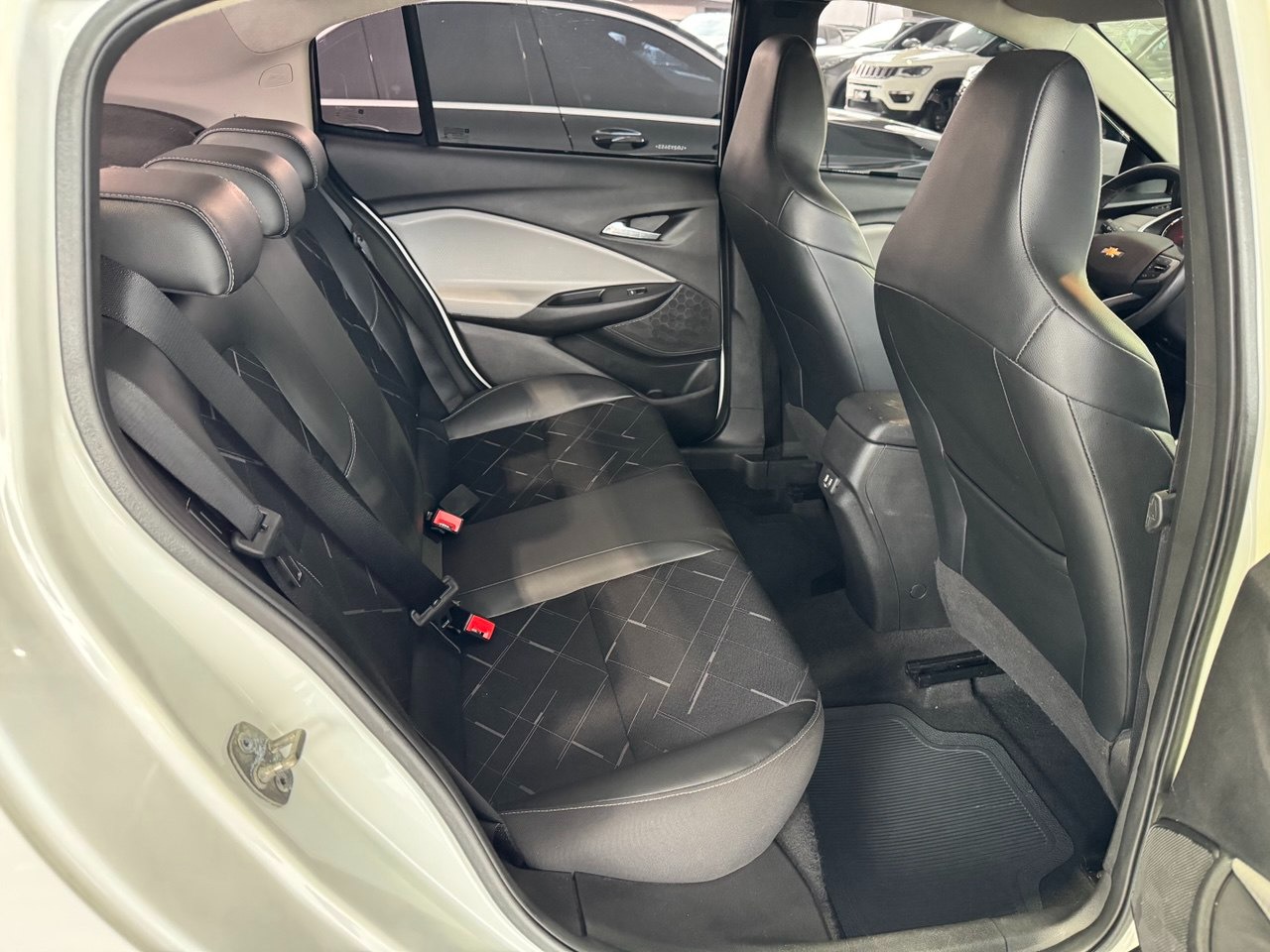 Onix Sedan 1.0 4P FLEX PREMIER PLUS TURBO AUTOMÁTICO