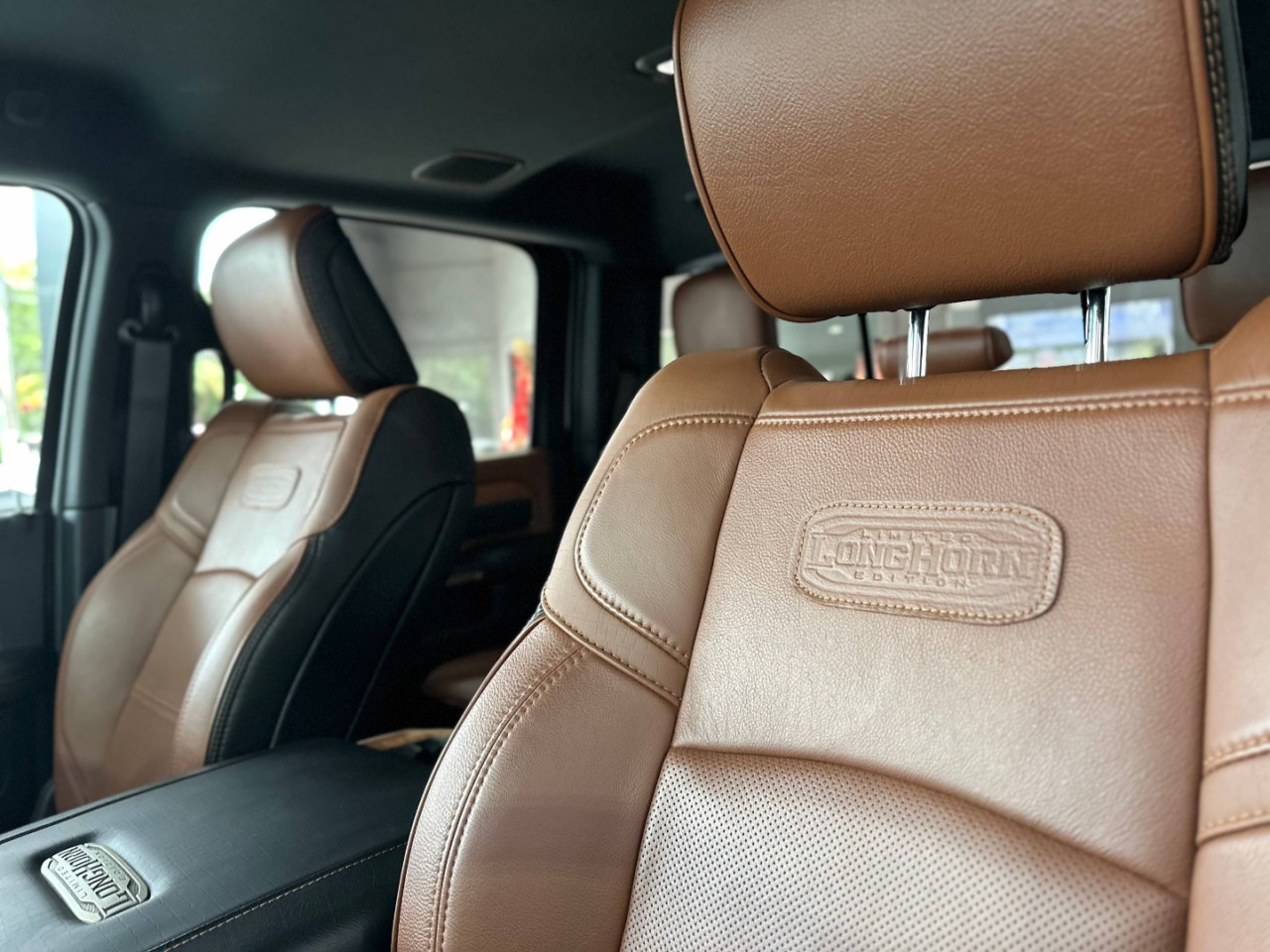 RAM 3500 6.7 I6 LIMITED LONG HORN CABINE DUPLA 4X4 TURBO DIESEL AUTOMÁTICO