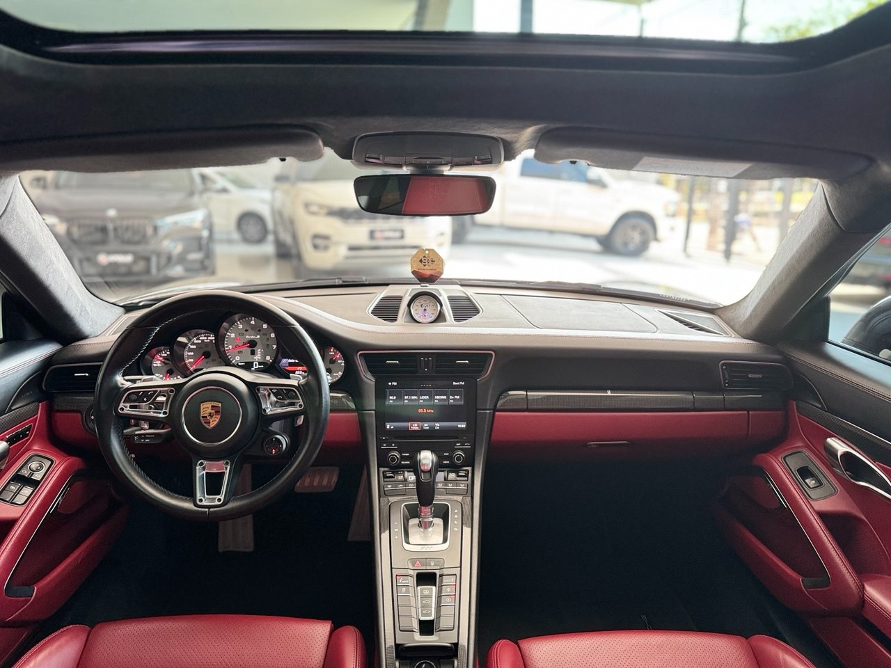 911 3.8 S TURBO 6 CILINDROS