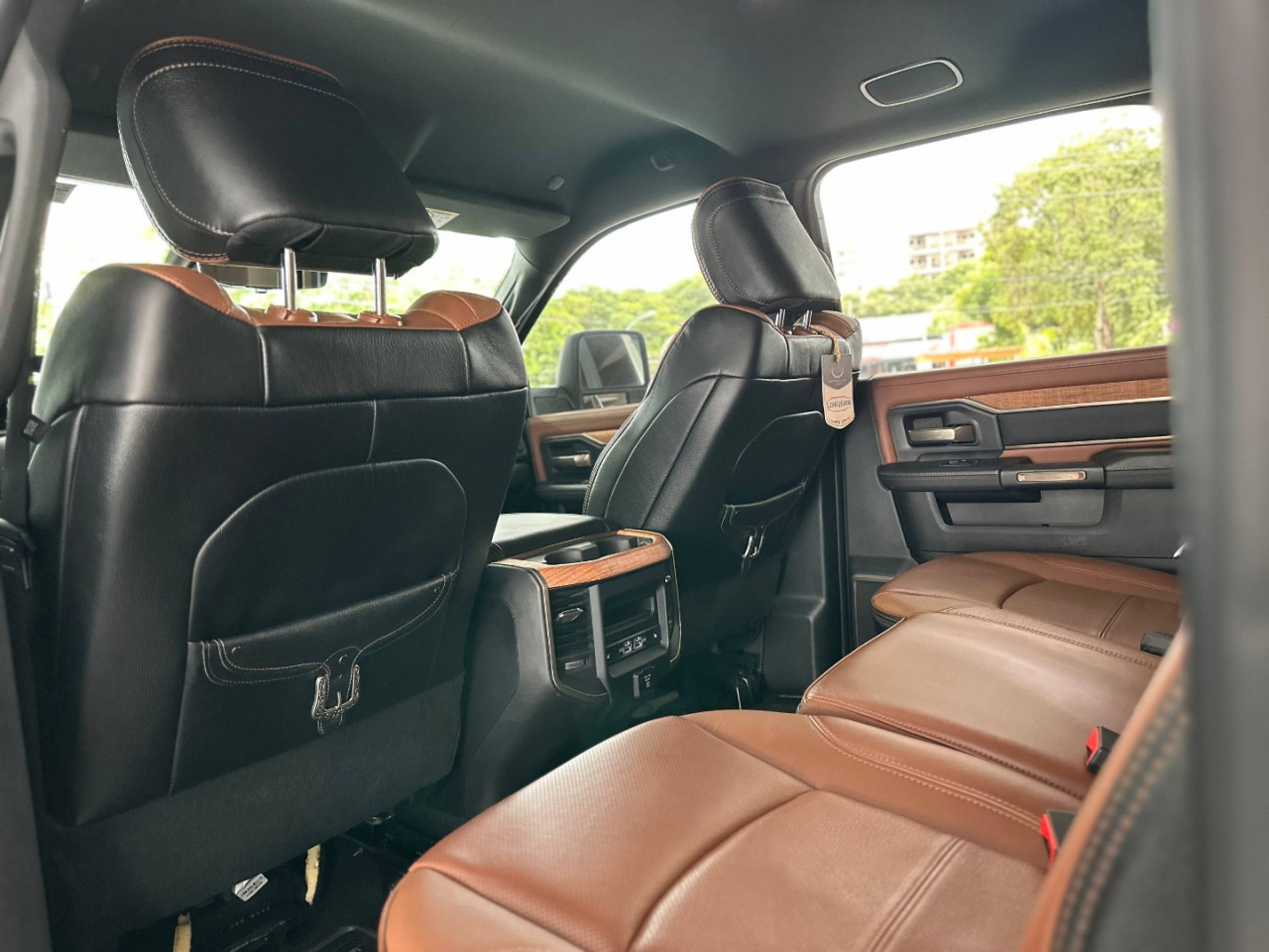 RAM 3500 6.7 I6 LIMITED LONG HORN CABINE DUPLA 4X4 TURBO DIESEL AUTOMÁTICO