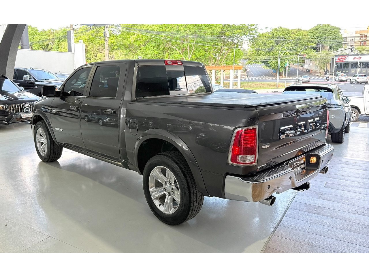 RAM Classic 5.7 V8 32V 4P HEMI LARAMIE AUTOMÁTICO