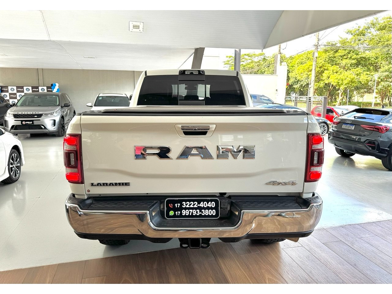 2500 6.7 I6 24V SLT CABINE DUPLA TURBO DIESEL LARAMIE 4X4 AUTOMÁTICO