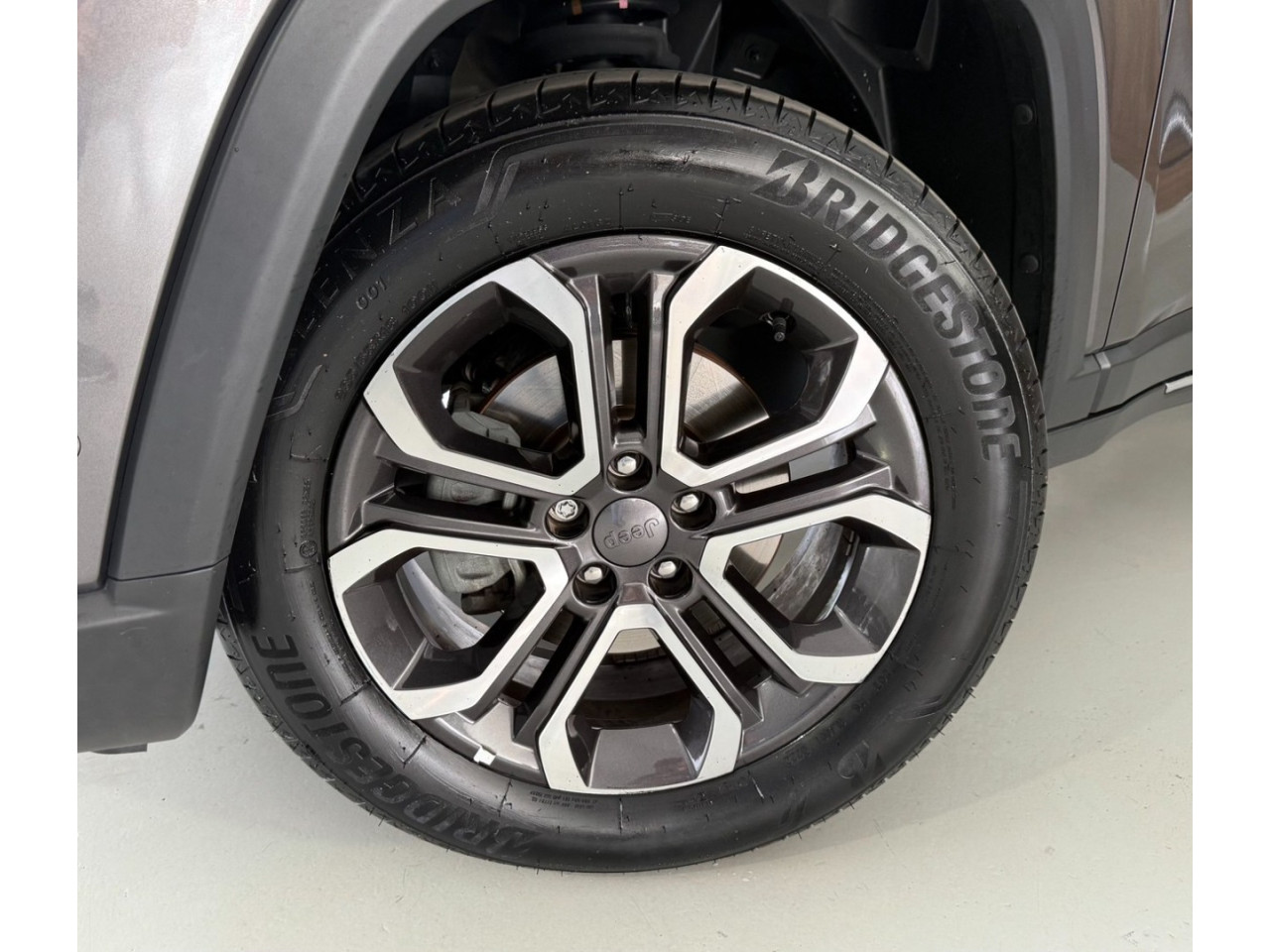 JEEP Commander 1.3 16V 4P FLEX T270 LIMITED TURBO AUTOMÁTICO