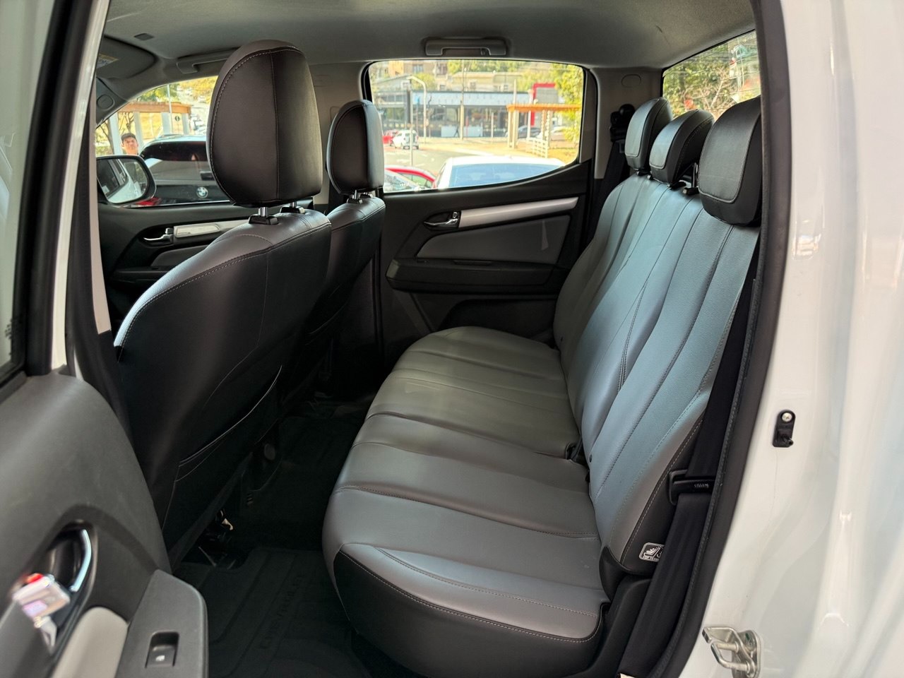 S10 2.8 16V LTZ CABINE DUPLA TURBO DIESEL AUTOMÁTICO