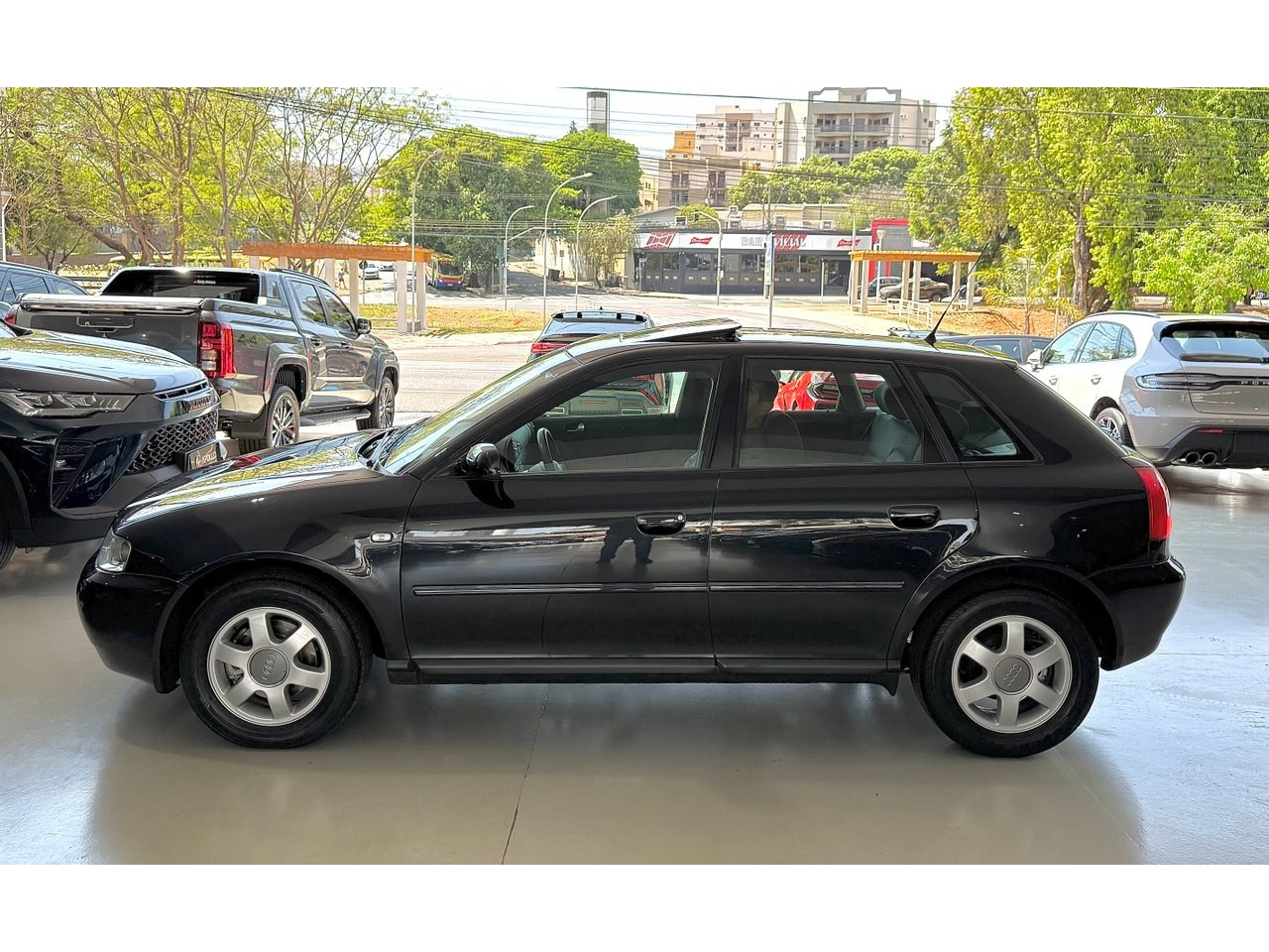AUDI A3 1.8 4P AUTOMÁTICO