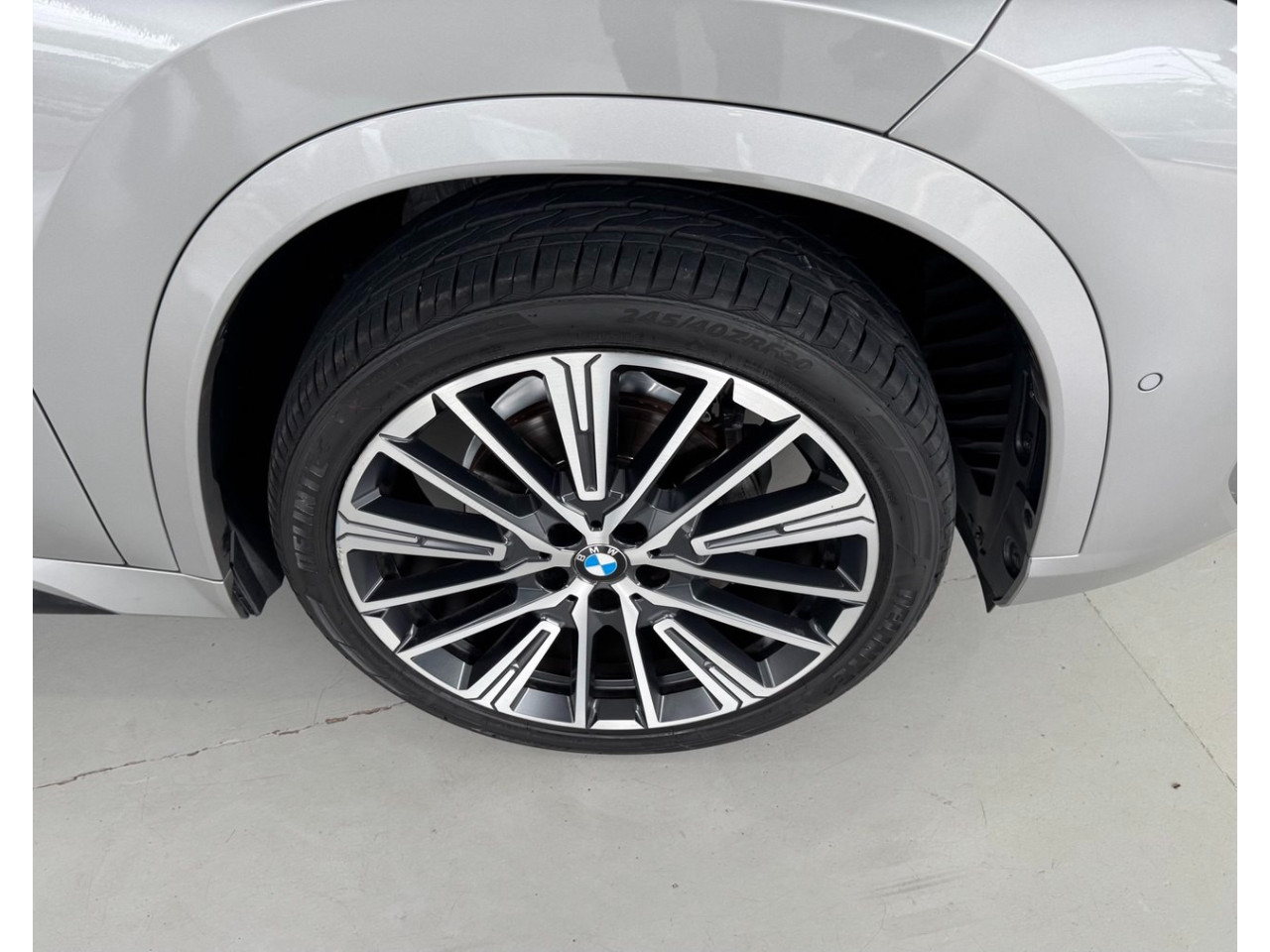 BMW X1 2.0 16V 4P FLEX SDRIVE20I M SPORT 25 ANOS TURBO AUTOMÁTICO