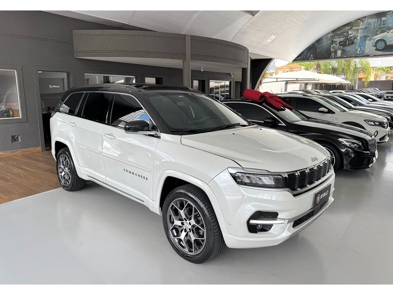 Commander 2.0 16V 4P TD380 OVERLAND TURBO DIESEL AUTOMÁTICO