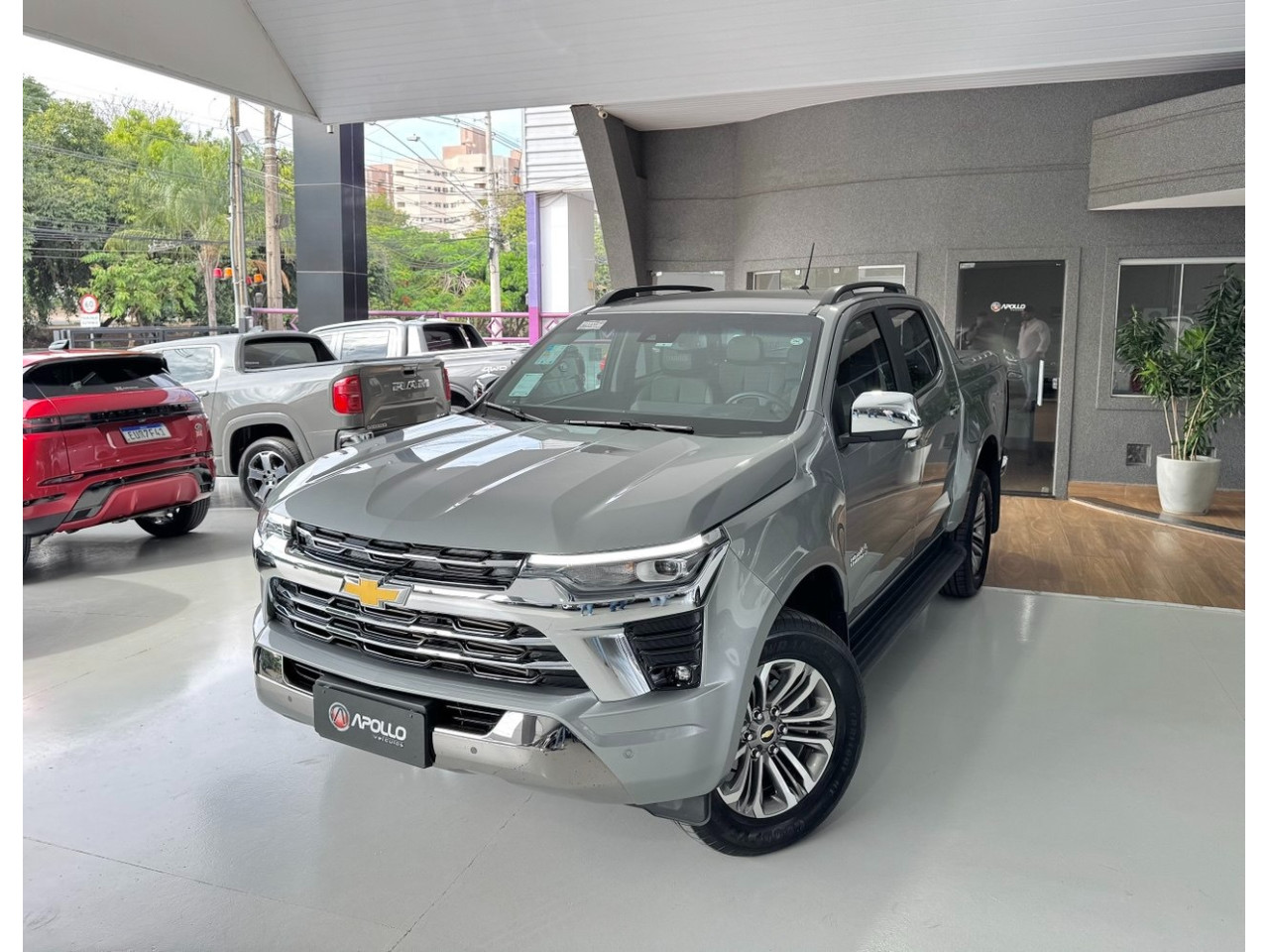 S10 2.8 12V HIGH COUNTRY CABINE DUPLA 4X4 TURBO DIESEL AUTOMÁTICO