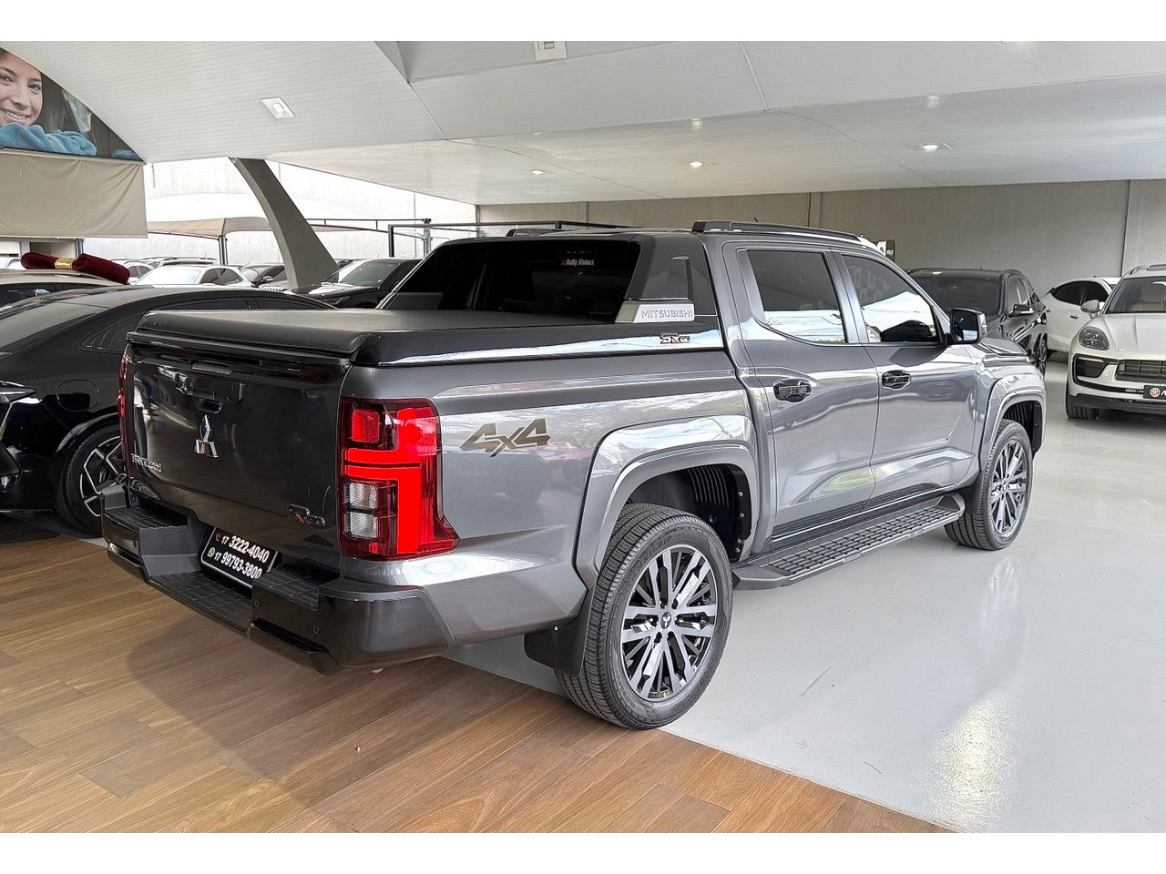 Triton 2.4 KATANA SR80 HPE BITURBO DIESEL CABINE DUPLA 4X4 AUTOMÁTICO