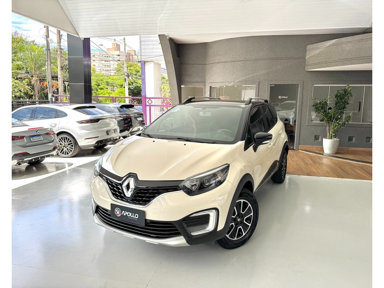 Captur 1.6 16V 4P FLEX SCE LIFE X-TRONIC CVT
