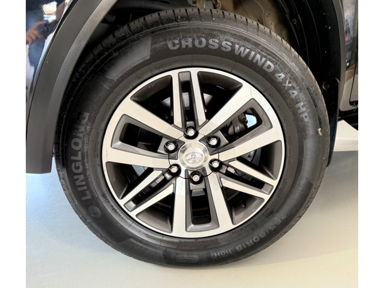 TOYOTA Hilux SW4 2.8 16V 4P SRX 4X4 7 LUGARES TURBO DIESEL AUTOMÁTICO