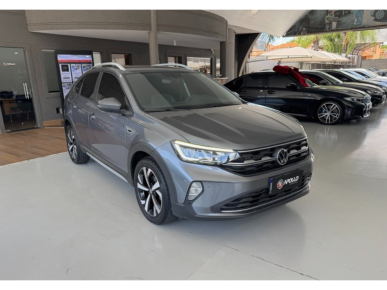 VOLKSWAGEN Nivus 1.0 4P FLEX 200 TSI HIGHLINE TURBO AUTOMÁTICO