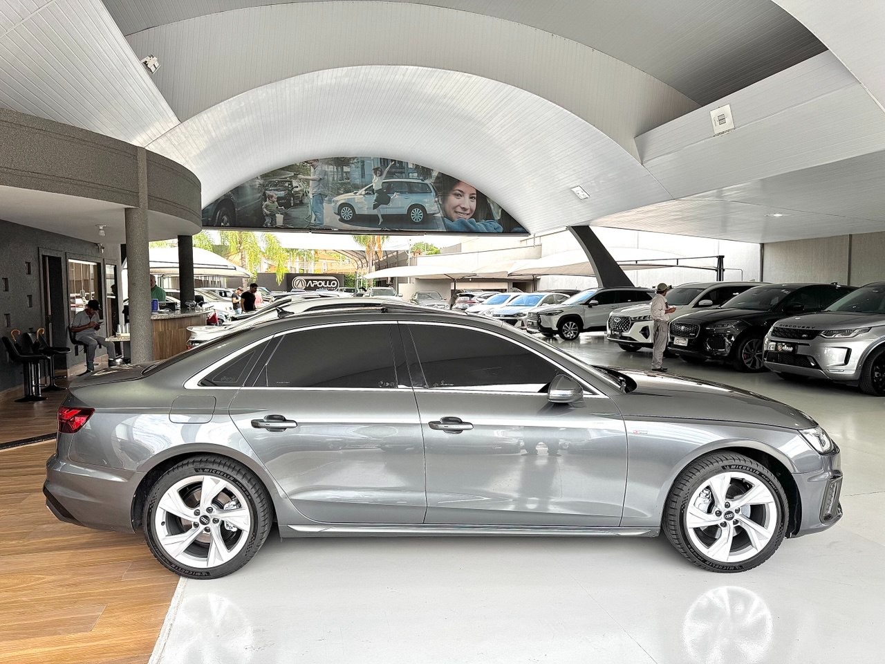 AUDI A4 2.0 16V 4P TFSI PRESTIGE PLUS S-TRONIC AUTOMÁTICO