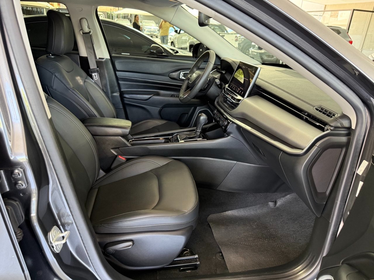 JEEP Compass 1.3 16V 4P FLEX LONGITUDE T270 TURBO AUTOMÁTICO