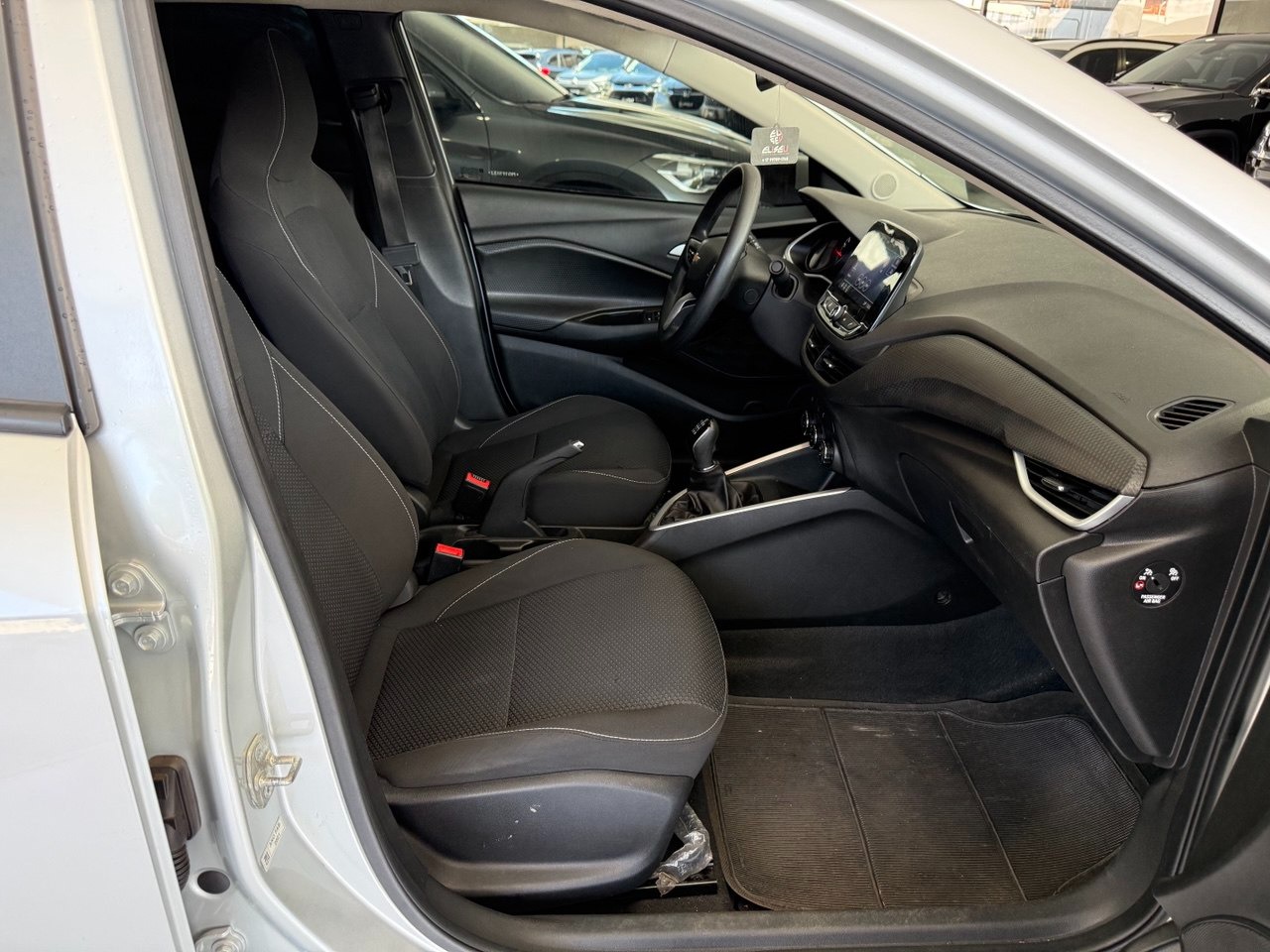 CHEVROLET Onix Hatch 1.0 12V 4P FLEX LT