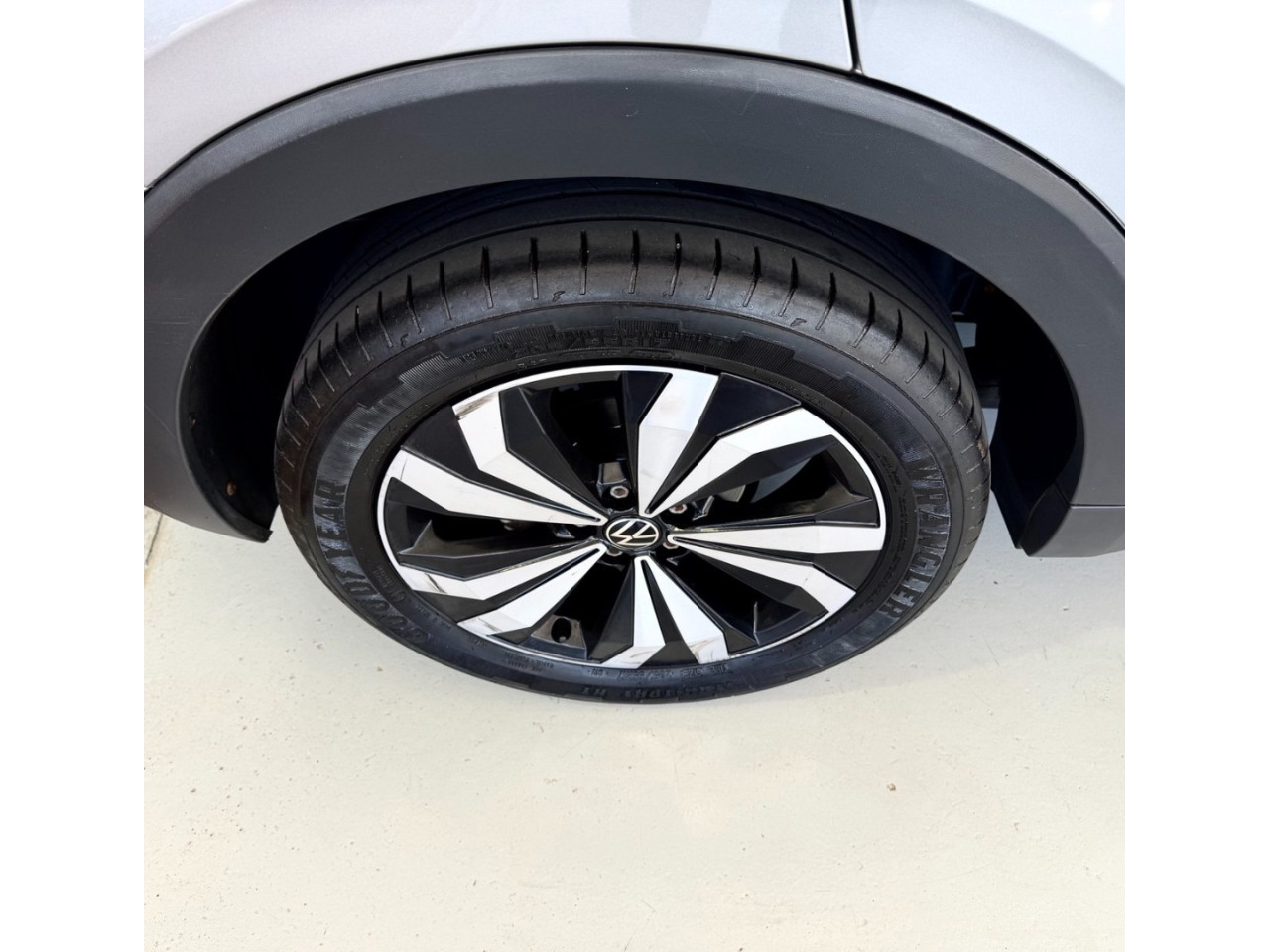 VOLKSWAGEN T-Cross 1.0 4P 200 TSI FLEX