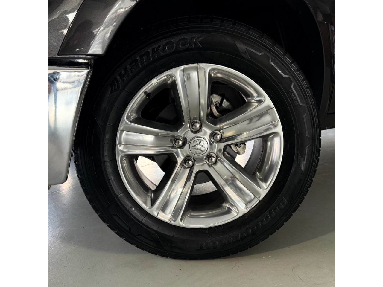 RAM Classic 5.7 V8 32V 4P HEMI LARAMIE AUTOMÁTICO