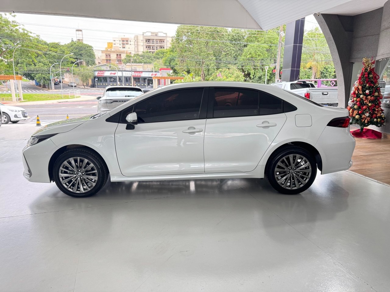 TOYOTA Corolla 2.0 16V 4P FLEX XEI DIRECT SHIFT AUTOMÁTICO CVT