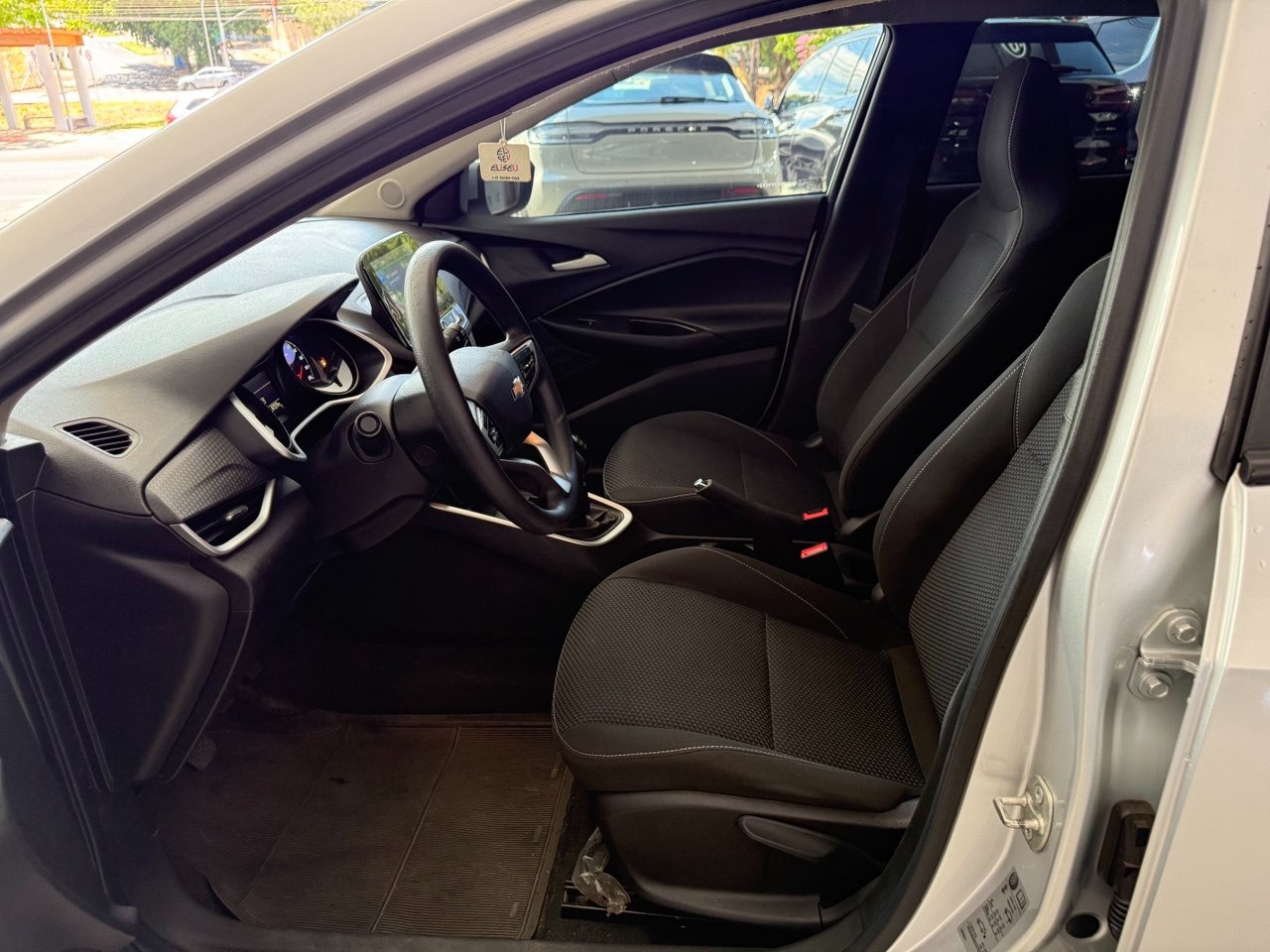 CHEVROLET Onix Hatch 1.0 12V 4P FLEX LT